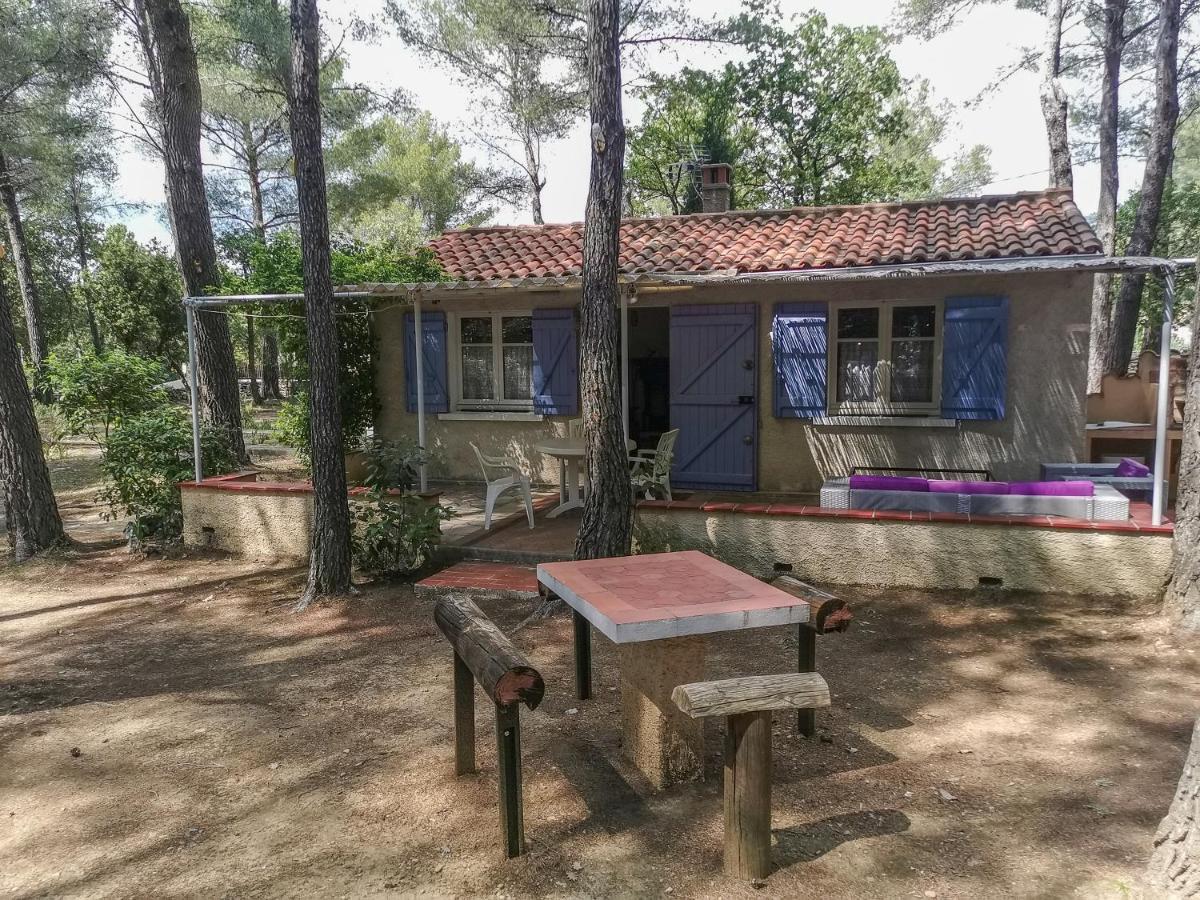 Maisonnette En Pleine Nature Le Beausset Bagian luar foto