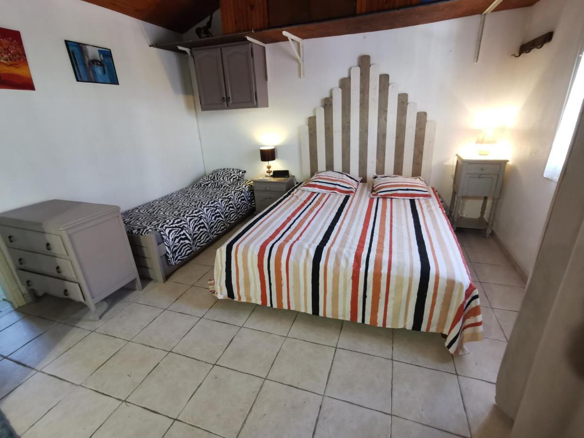 Maisonnette En Pleine Nature Le Beausset Bagian luar foto